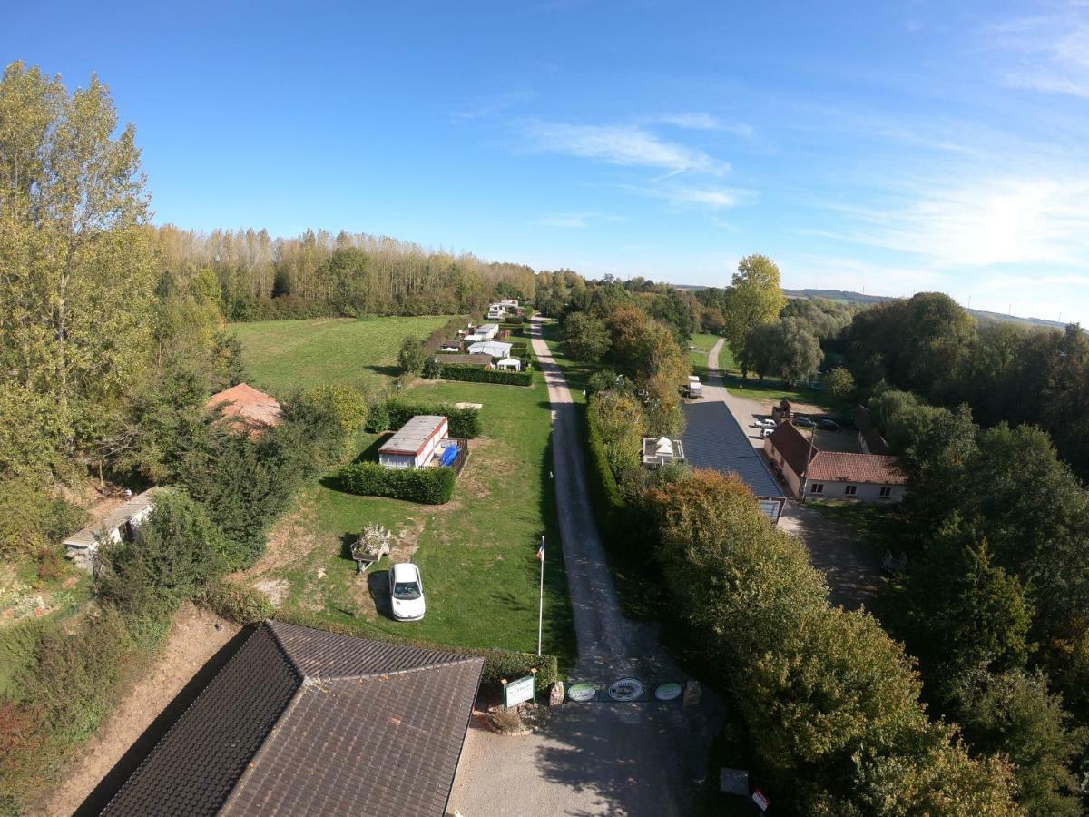 Camping La Nouvelle Aventure Audincthum Exterior foto
